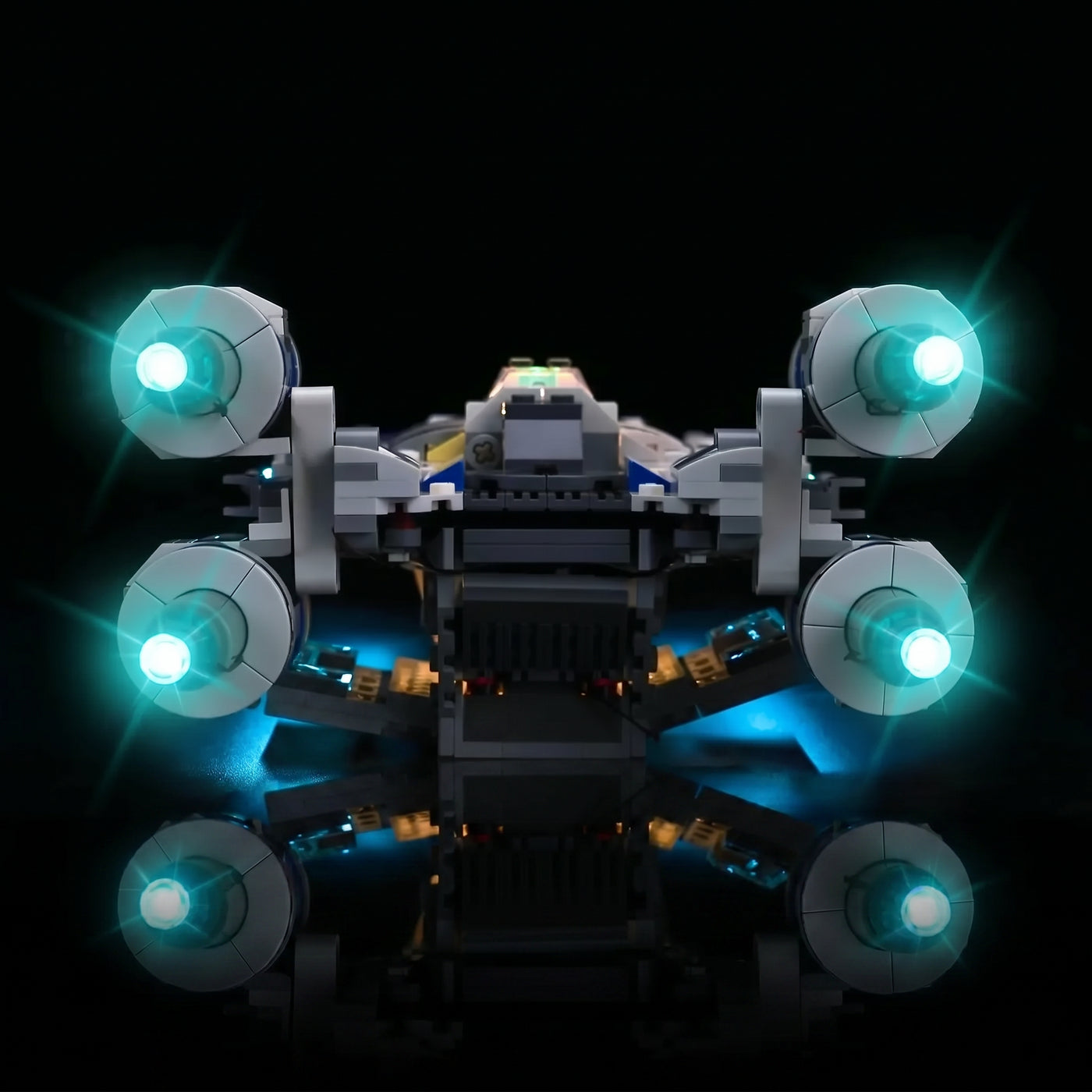 showcase lighting view: Bright My Bricks RGB LED light kit for LEGO® Star Wars Rebel U-Wing Starfighter #75399