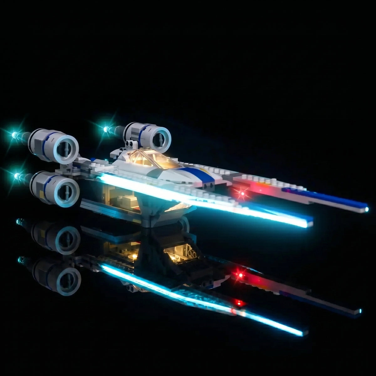 LEGO® Star Wars Rebel U-Wing Starfighter #75399 — display lighting in a dark room (light kit)