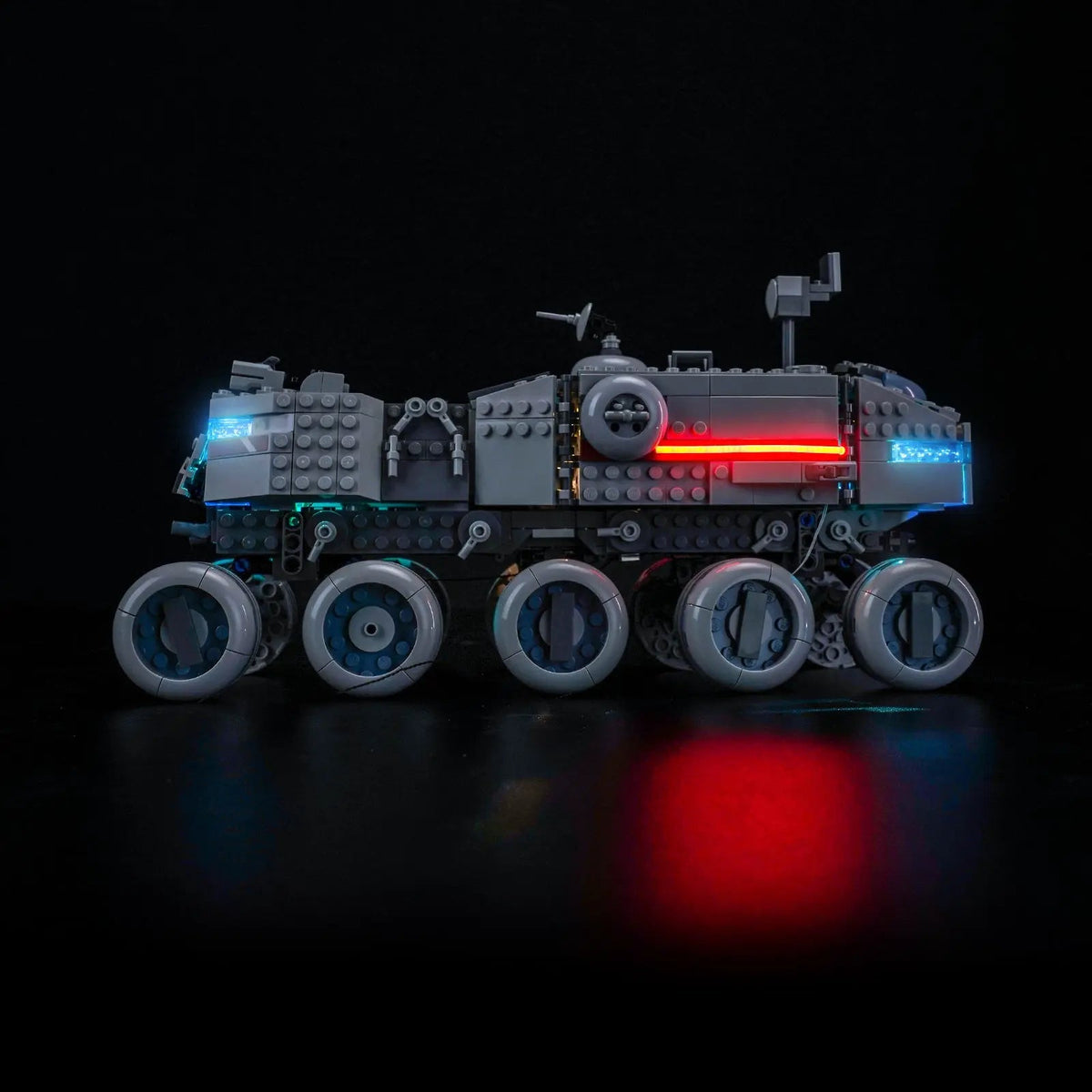 close-up of the LED lighting detail: Bright My Bricks display light kit for LEGO® Star Wars Republic Juggernaut #75413