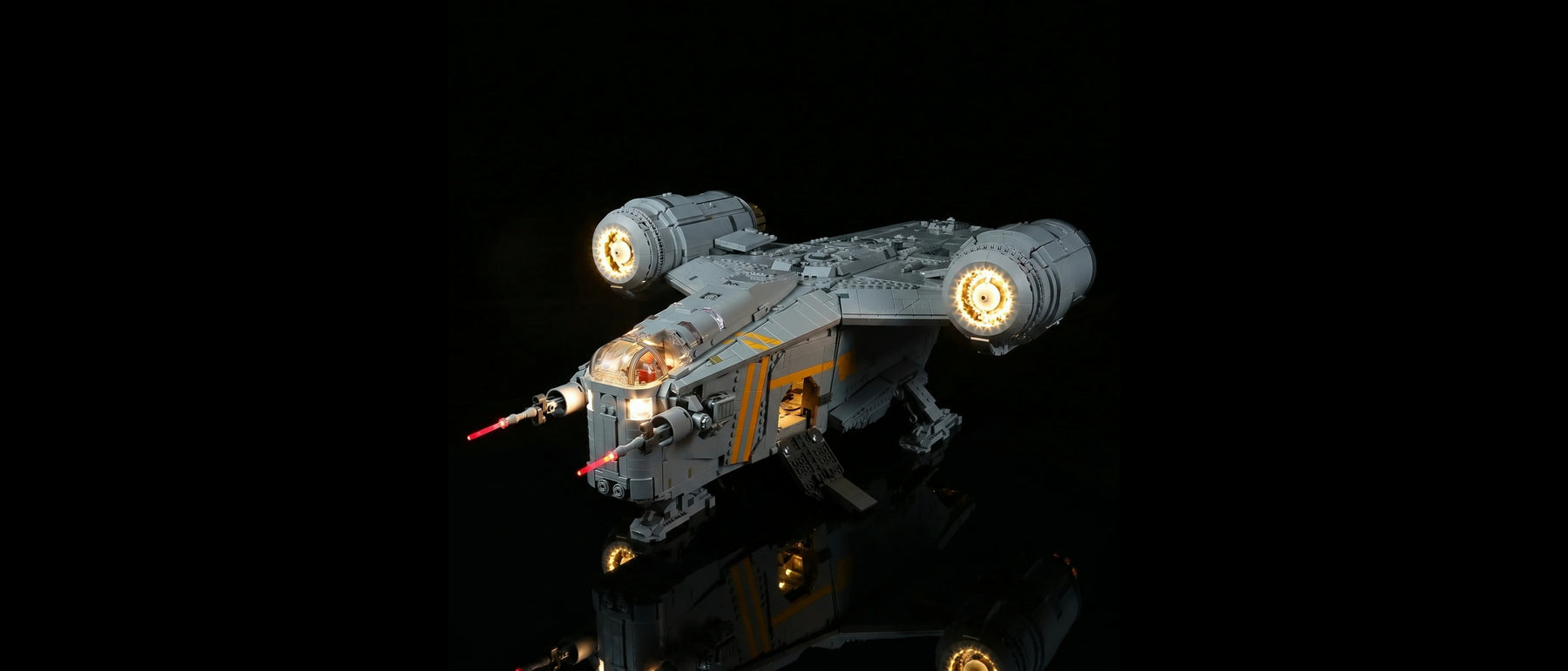 LED-Beleuchtungsset für LEGO® The Razor Crest™ #75331 — lit with the LED light kit
