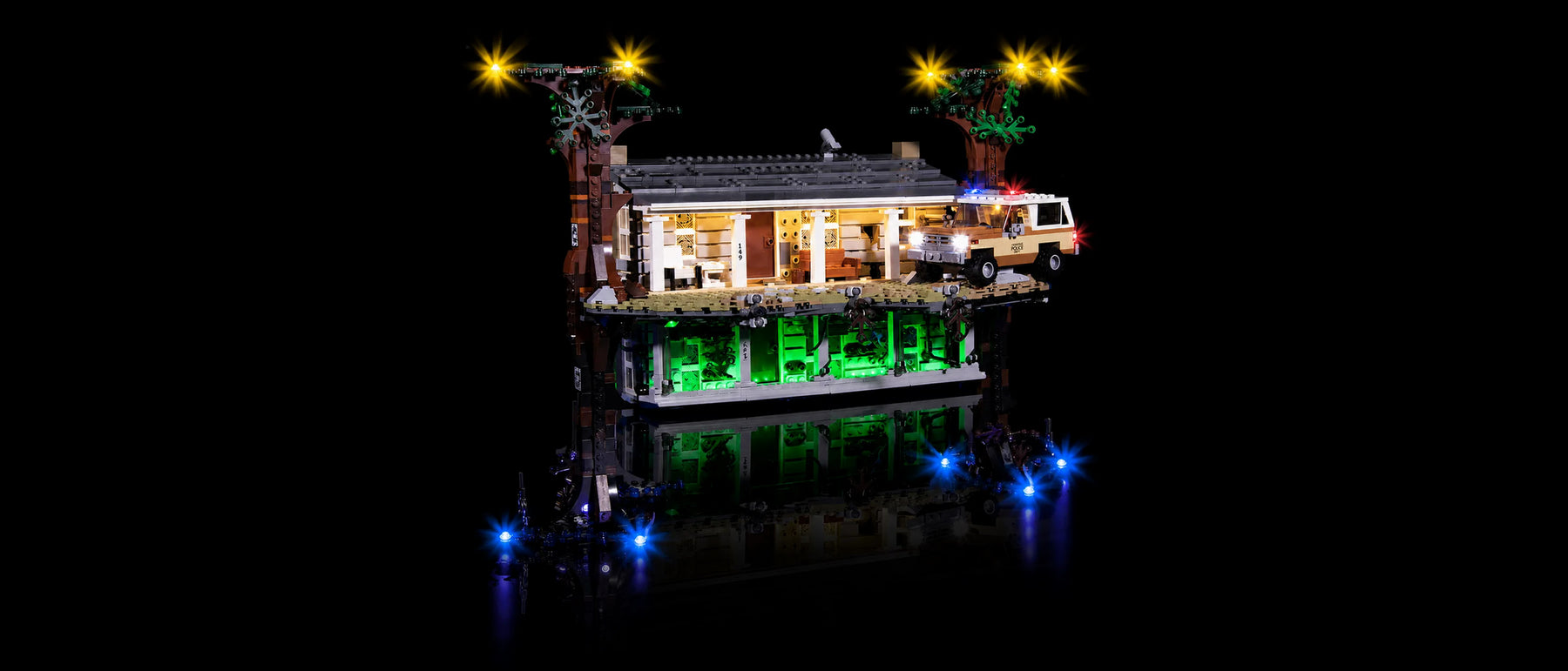 LED-Beleuchtungsset für LEGO® Die andere Seite #75810 — lit with the LED light kit