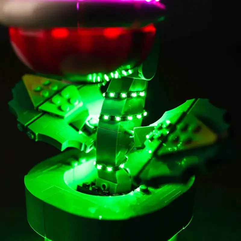 USB-powered LED light kit for LEGO® Super Mario Piranha Plant #71426, warm LED glow detail