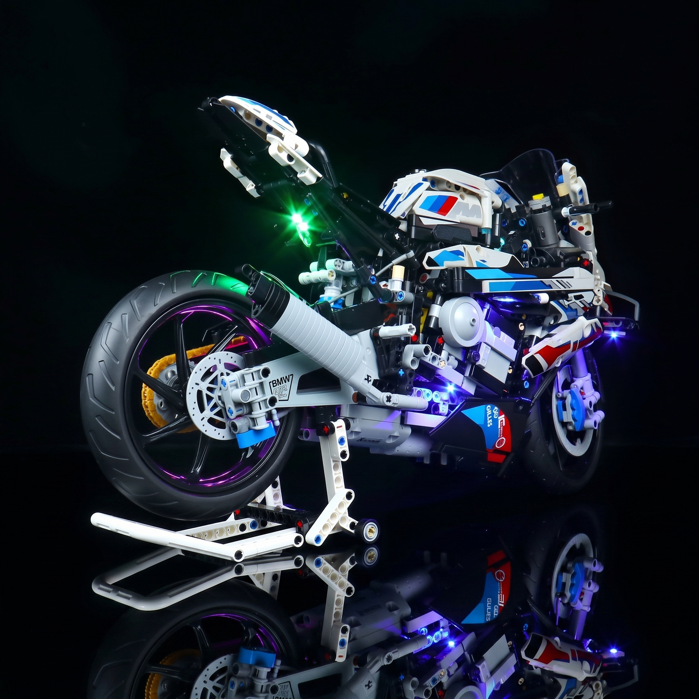 brightened interior detail: Bright My Bricks LED lighting kit for LEGO® Technic BMW M 1000 RR #42130