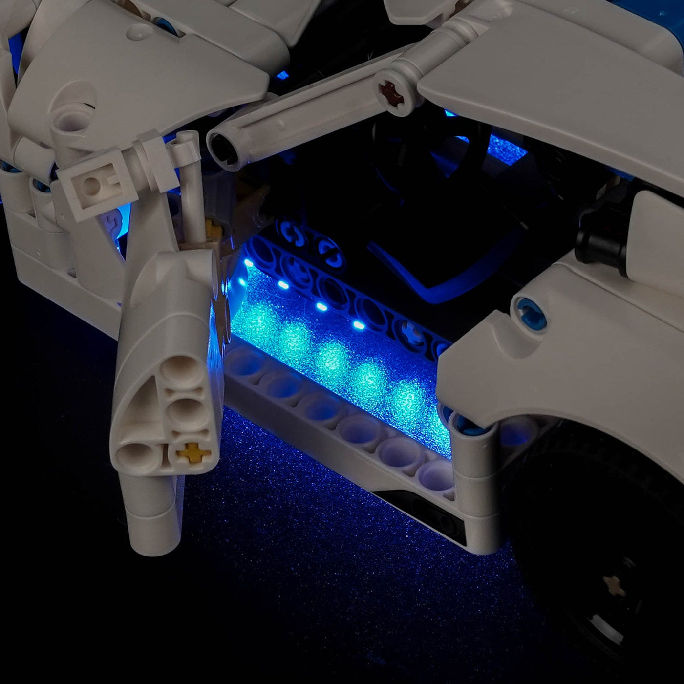 Light_Kit_for_LEGO_Technic_Dodge_Viper_GTS-R_42234_Bright_My_Bricks_9