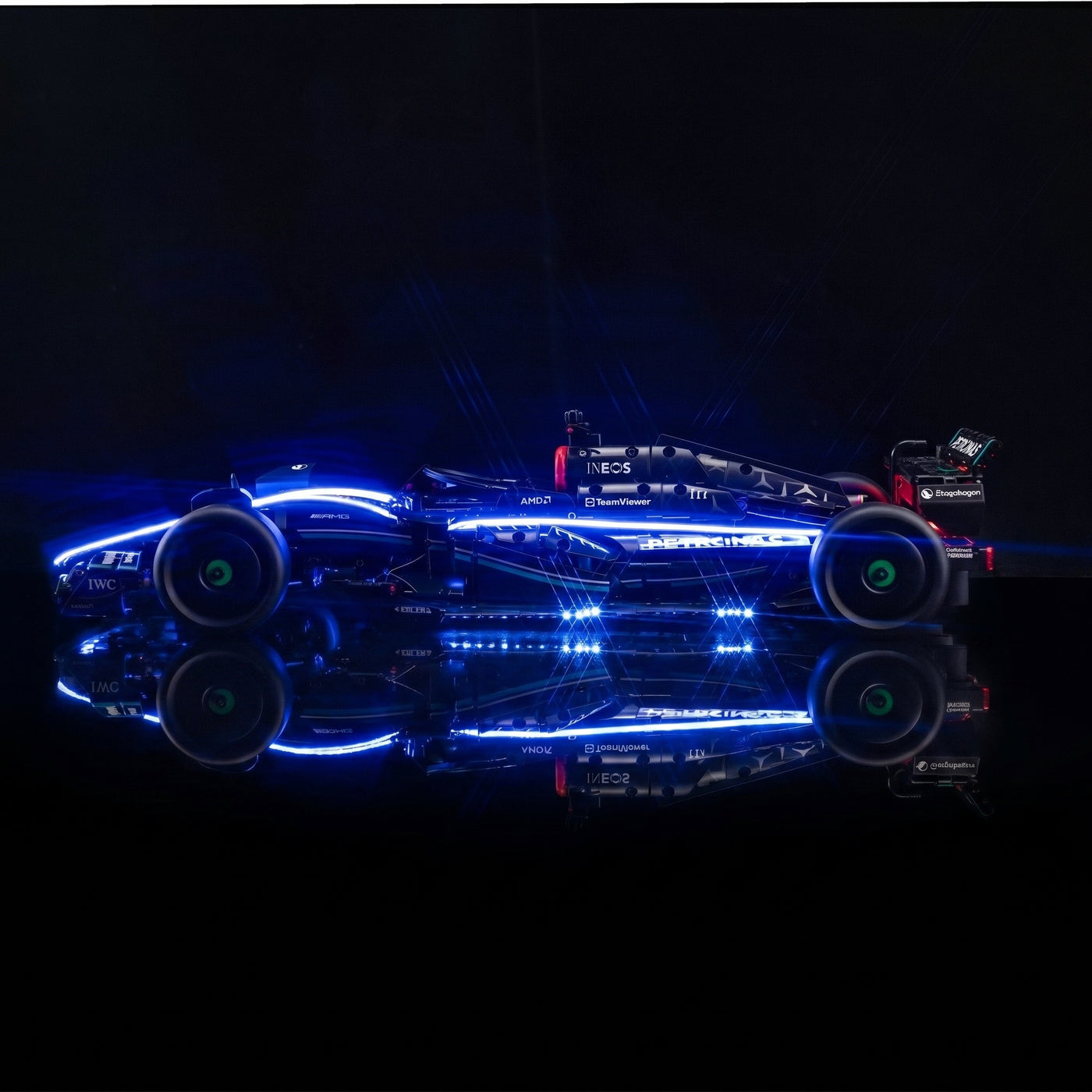 LED kit powered on: Bright My Bricks LED lighting kit for LEGO® Technic Mercedes-AMG F1 W14 E Performance #42171