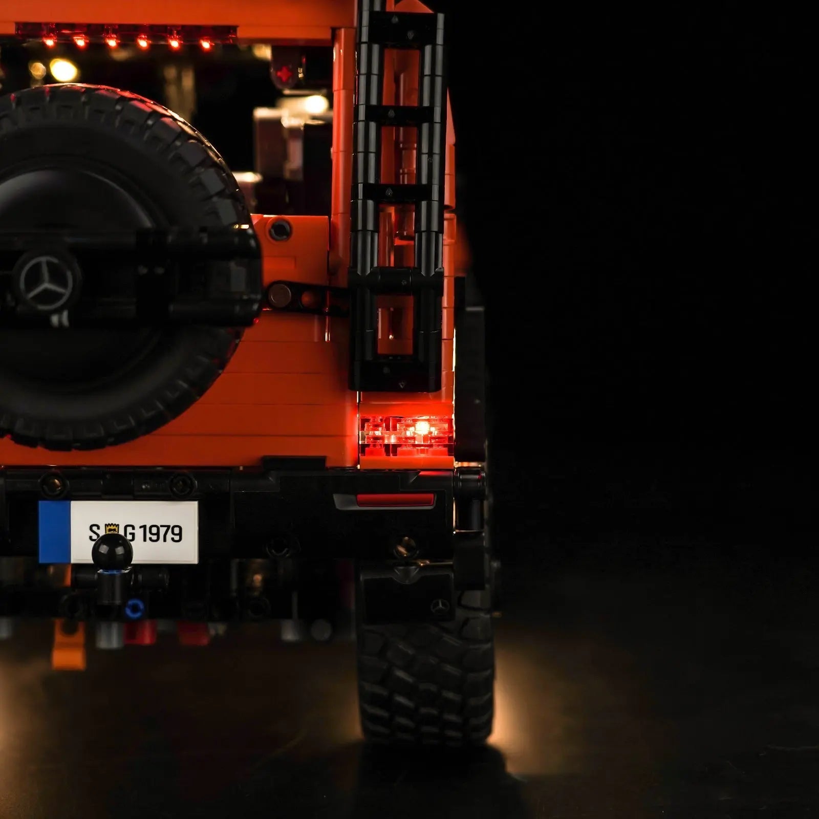 LEGO Technic Mercedes-Benz G 500 PROFESSIONAL Line #42177 illuminated at night