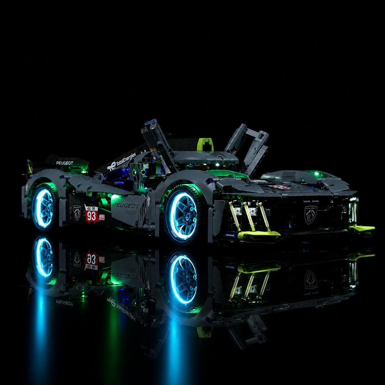 LEGO® Technic Peugeot 24H Le Mans Hybrid Hypercar #42156 LED strips and bricks detail, with the display light kit