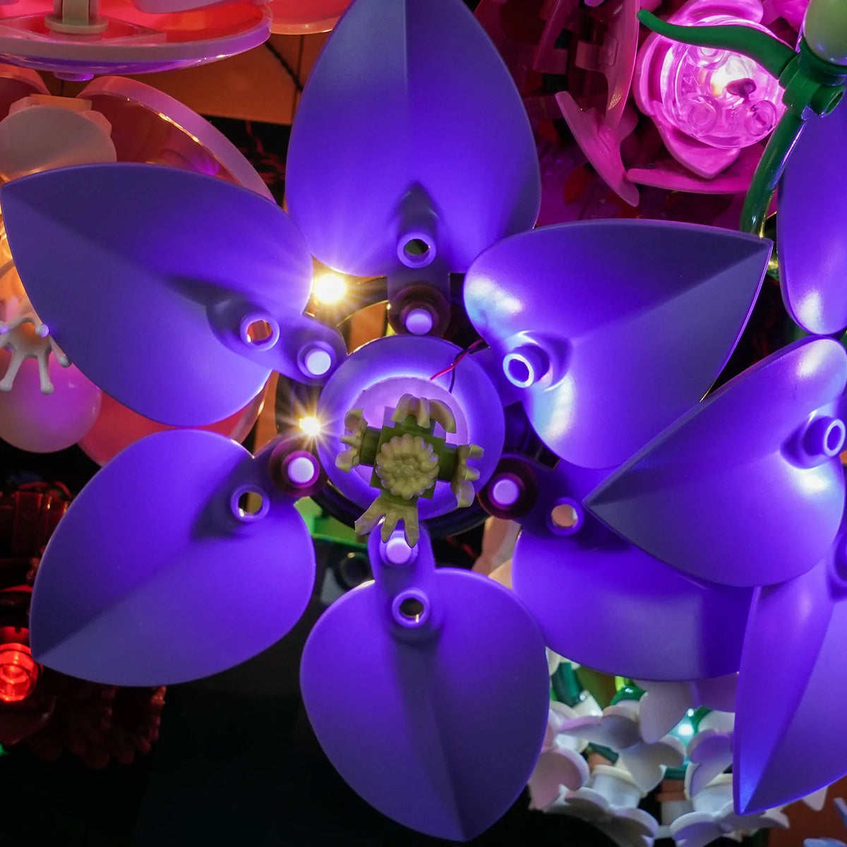 LEGO® The Botanical Collection Flower Wall #11503 — LED kit powered on (USB-powered LED light kit)