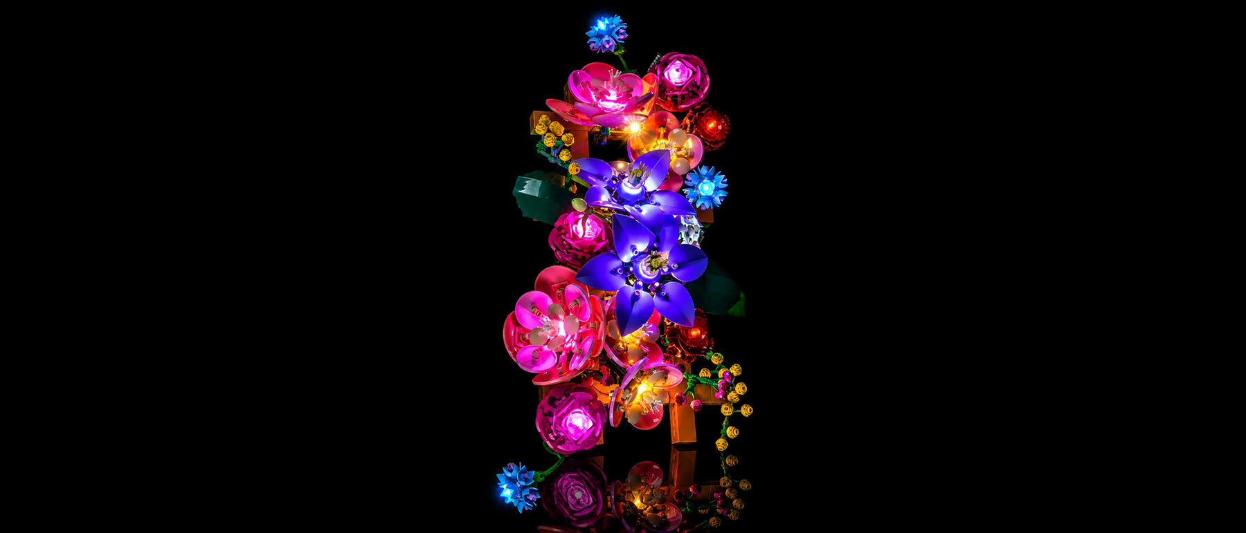 LED-Beleuchtungsset für LEGO® Blumen an der Wand #11503 — lit with the LED light kit