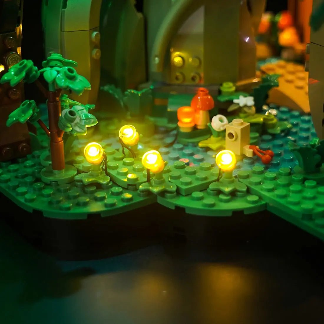 Close-up of LED lights on LEGO The Legend of Zelda Great Deku Tree 2-in-1 Pink #77092