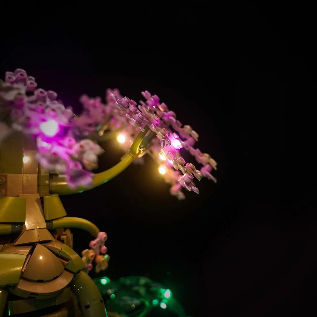 Bright My Bricks premium LED light kit for LEGO® The Legend of Zelda Great Deku Tree 2-in-1 #77092 — LED kit powered on