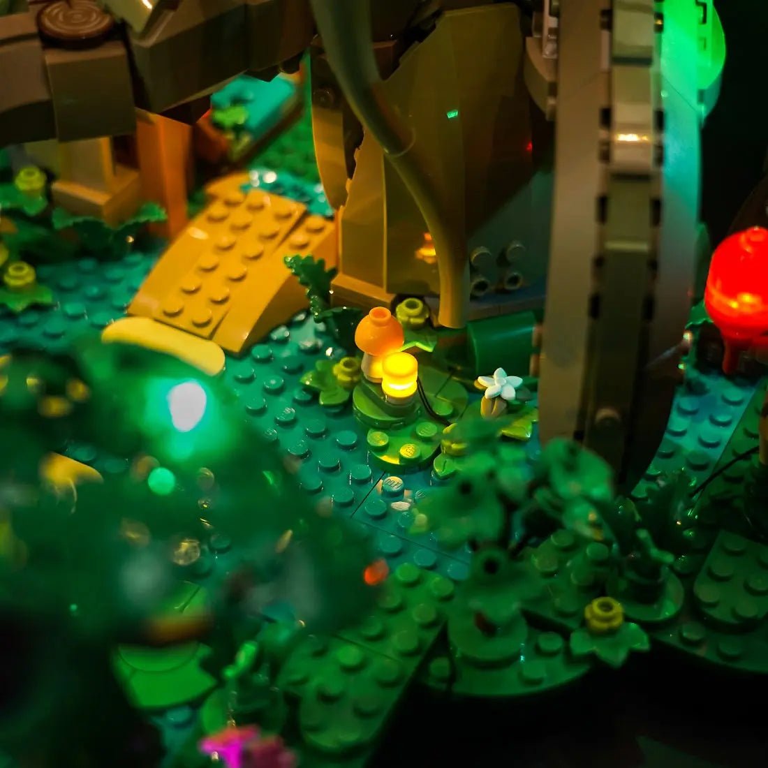warm LED glow detail: Bright My Bricks custom LED lighting for LEGO® The Legend of Zelda Great Deku Tree 2-in-1 #77092
