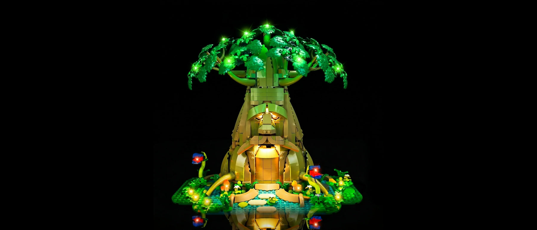 Kit LED pour LEGO® Vénérable Arbre Mojo 2-en-1 #77092 — lit with the LED light kit