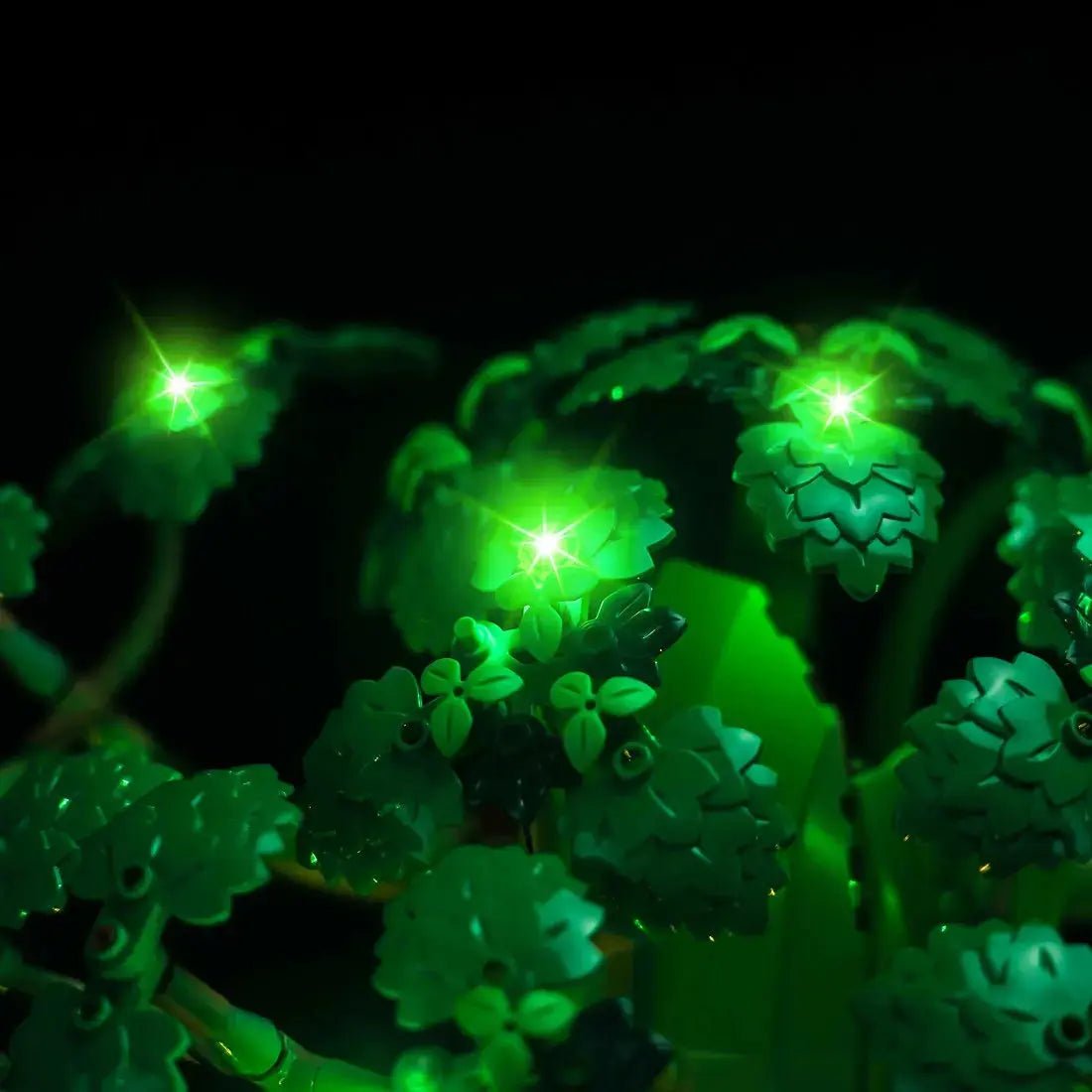 LEGO® The Legend of Zelda Great Deku Tree #77092 LED strips and bricks detail, with the premium LED light kit