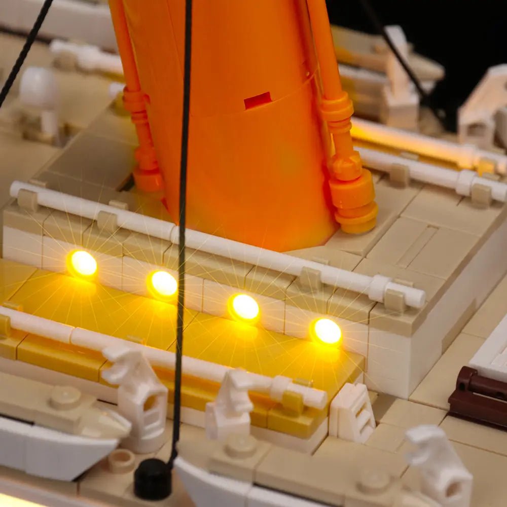 LEGO® Titanic #10294 — before-and-after lighting (USB-powered LED light kit)
