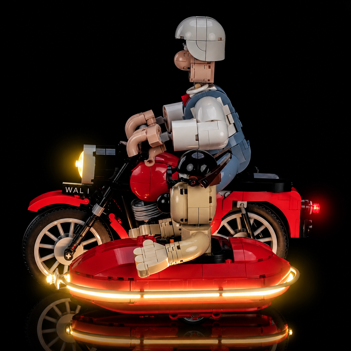 LED-Kit für LEGO Wallace & Gromit 21371, Seitenansicht mit Gromits leuchtendem Beiwagen und rotem Motorradrücklicht