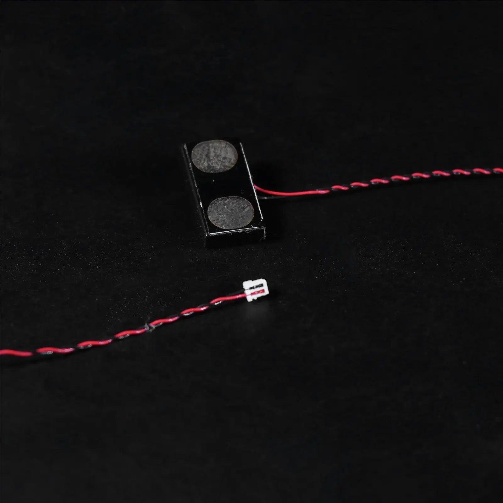 Wireless Connection Module for LEGO® Lighting — LEGO® LED lighting accessory, LED kit powered on