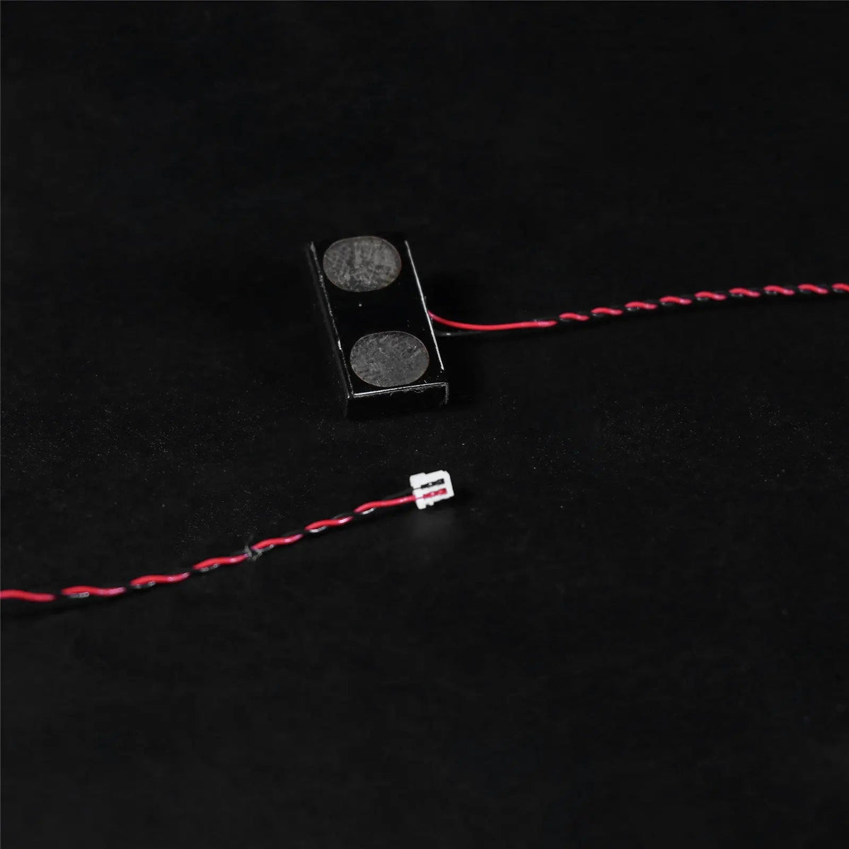 Wireless Connection Module for LEGO® Lighting — LEGO® LED lighting accessory, LED kit powered on