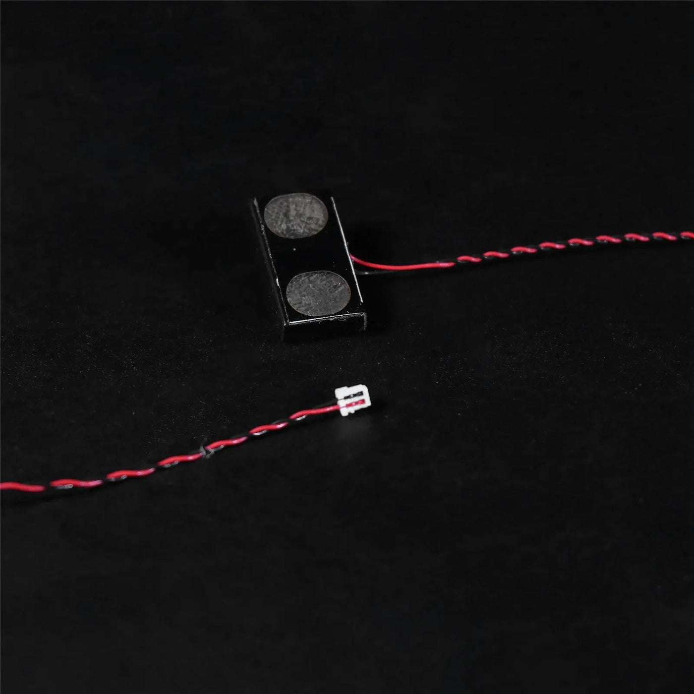 Wireless Connection Module for LEGO® Lighting — LEGO® LED lighting accessory, LED kit powered on