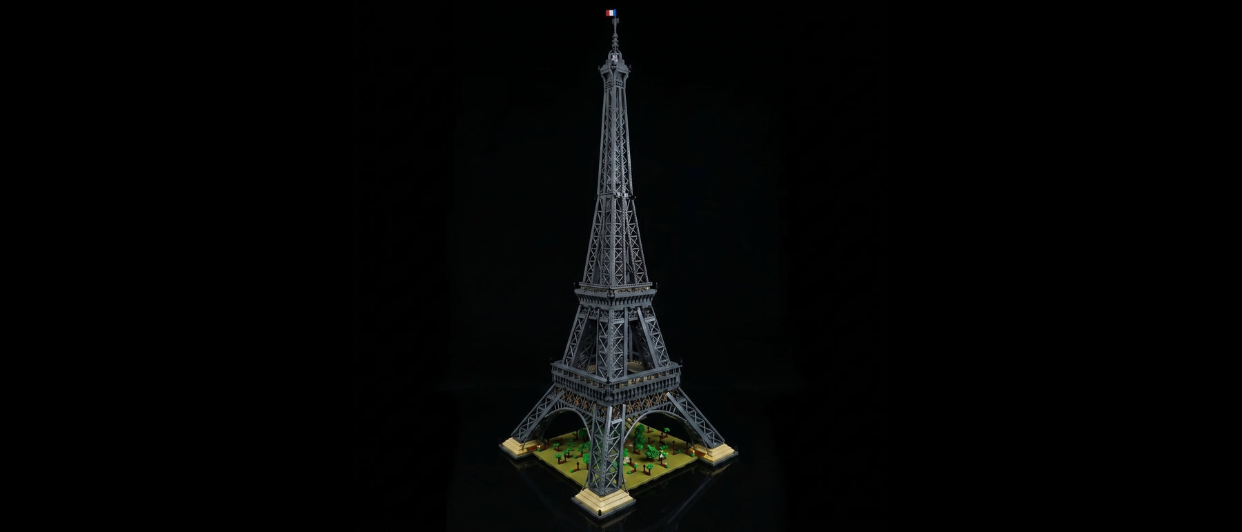 Multi-Color Light Kit for LEGO® Eiffel Tower #10307 — standard build, without the LED light kit