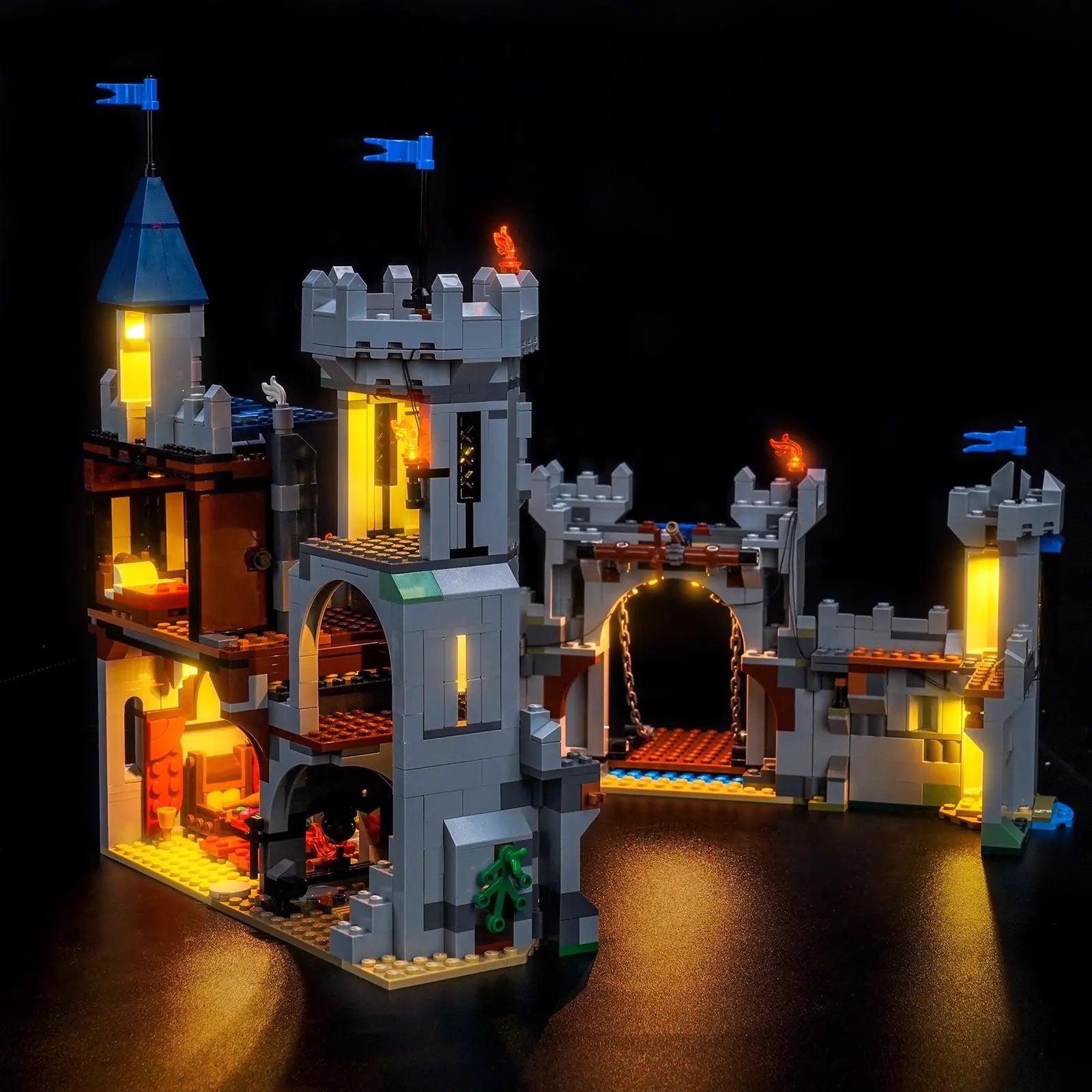 Kit d'éclairage pour le château médiéval LEGO® Creator 3-en-1 avec cheval et chevalier #31168